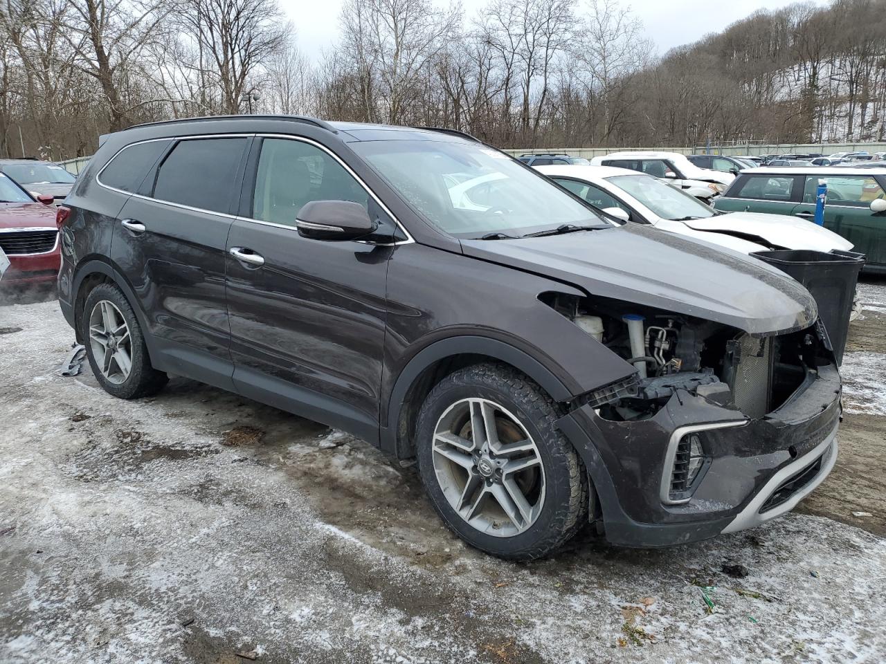 2018 Hyundai Santa Fe - Image 4