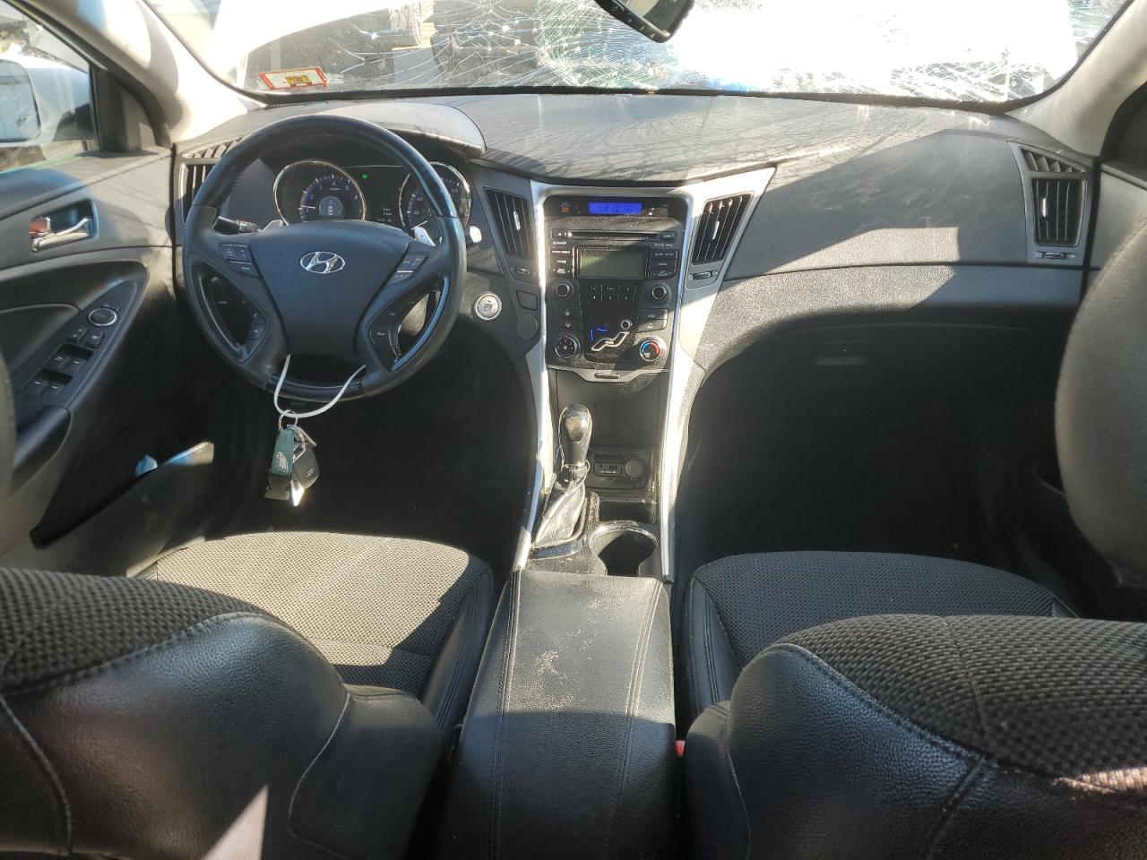 2013 Hyundai Sonata - Image 8
