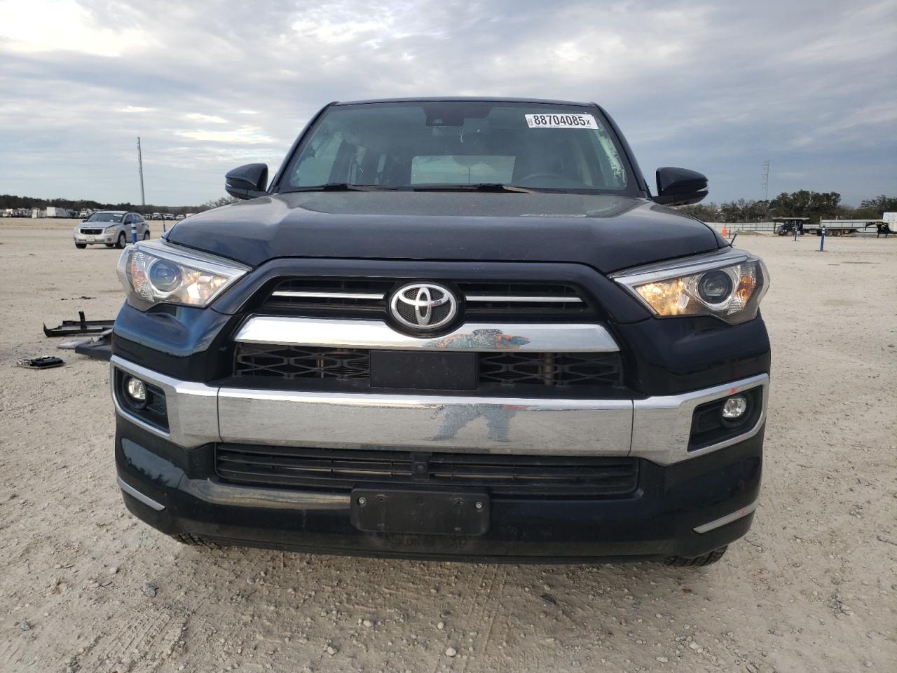 2022 Toyota 4Runner - Image 5