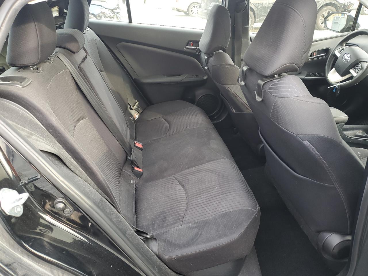 2017 Toyota Prius - Image 10