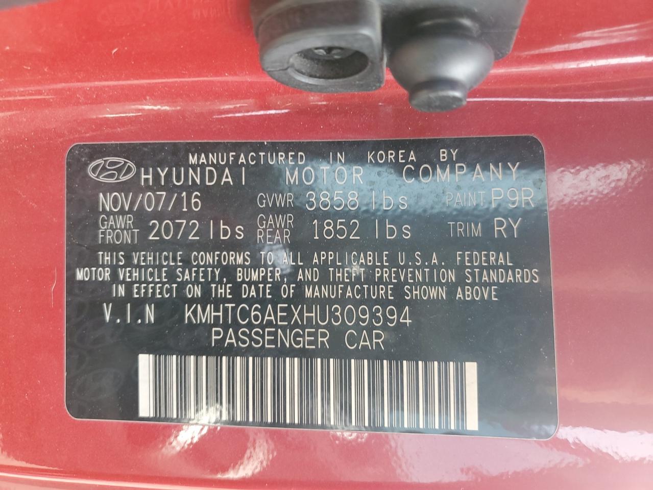 2017 Hyundai Veloster - Image 13