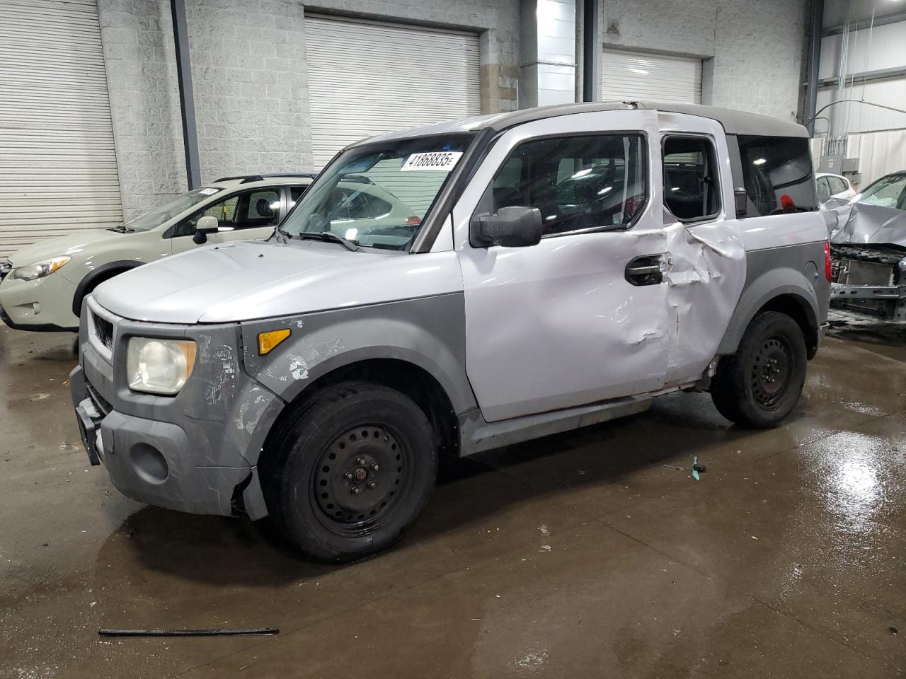 2005 Honda Element - Image 1