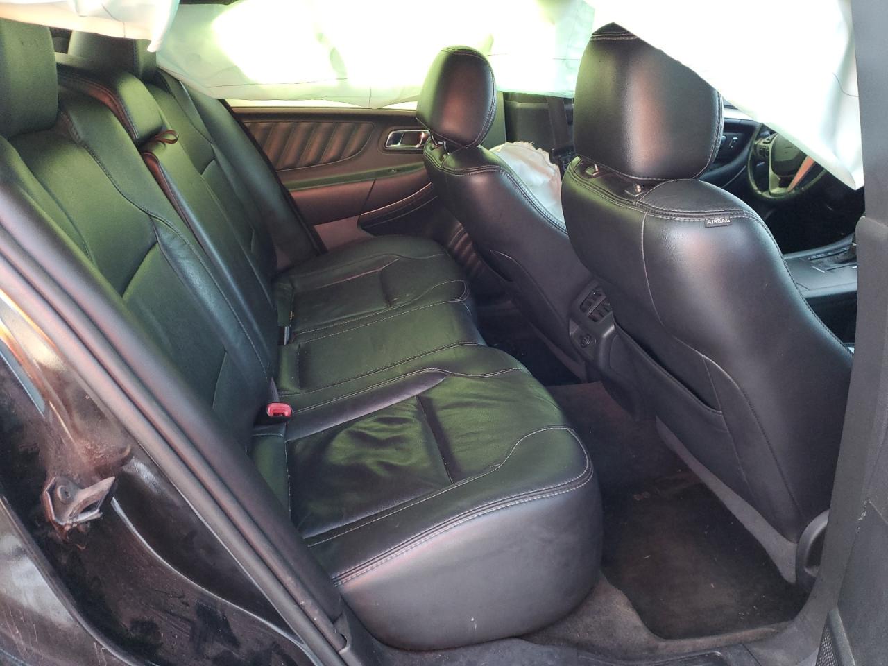 2013 Ford Taurus - Image 10