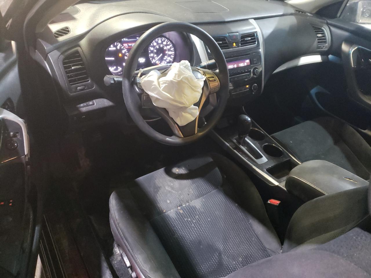 2014 Nissan Altima - Image 8