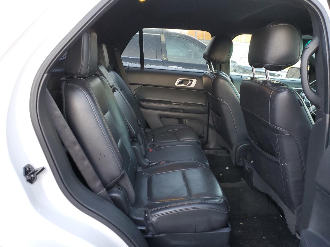 2013 Ford Explorer - Image 11