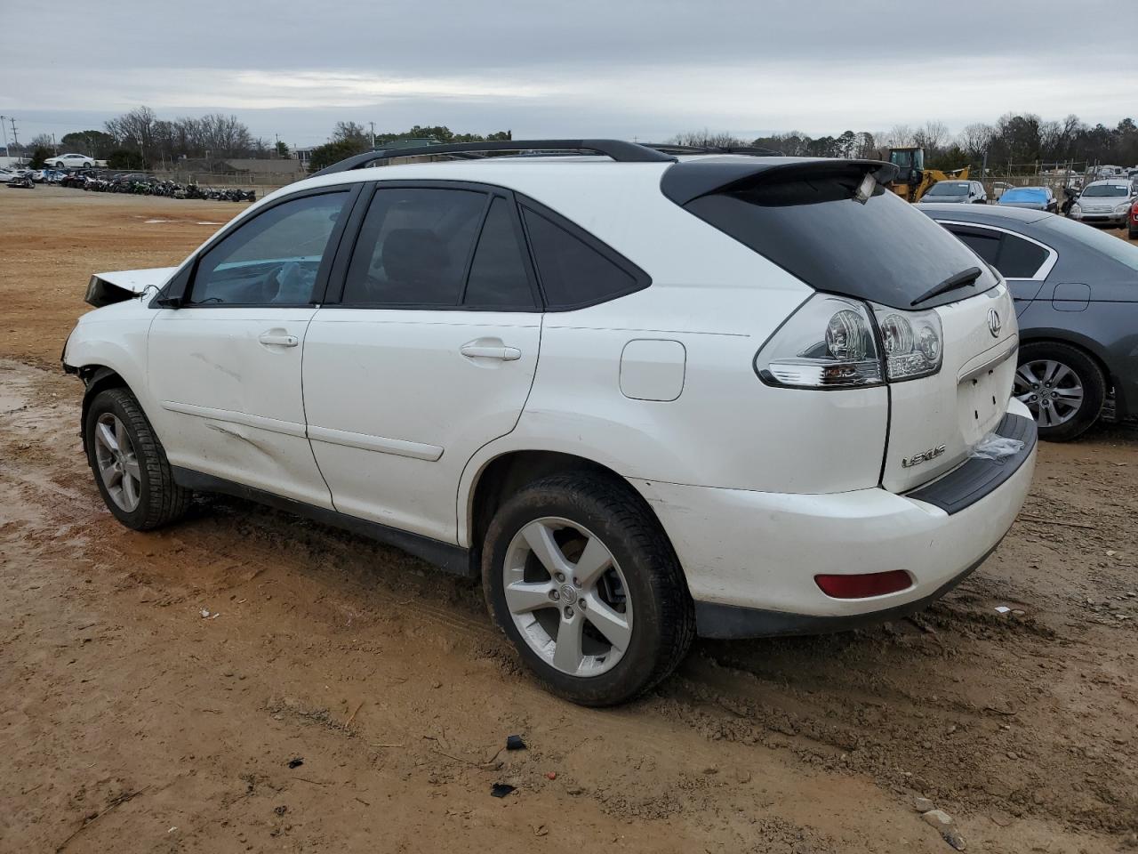 2005 Lexus RX - Image 2