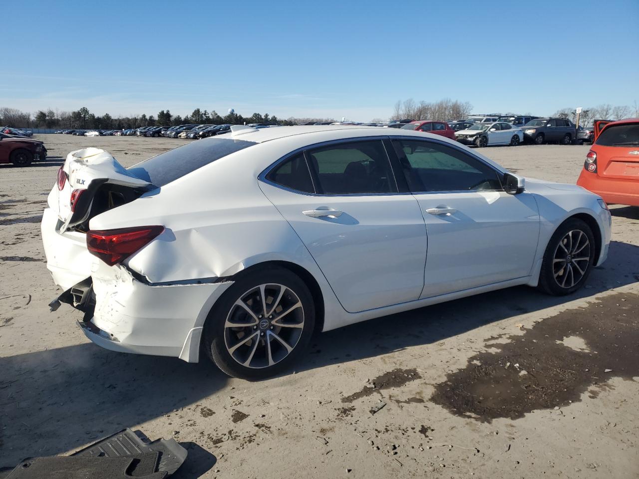 2015 Acura TLX - Image 3
