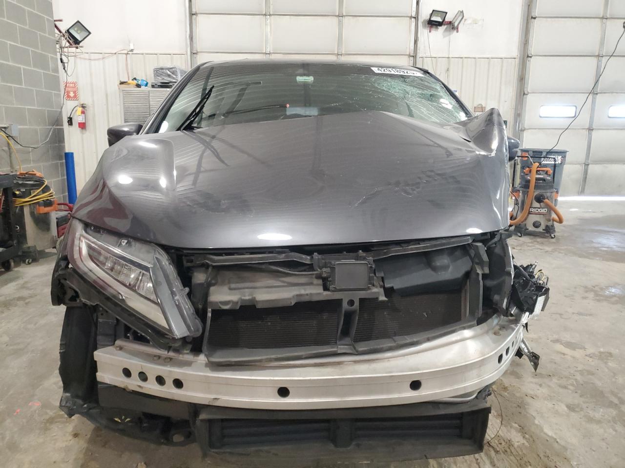 2018 Honda Odyssey - Image 5