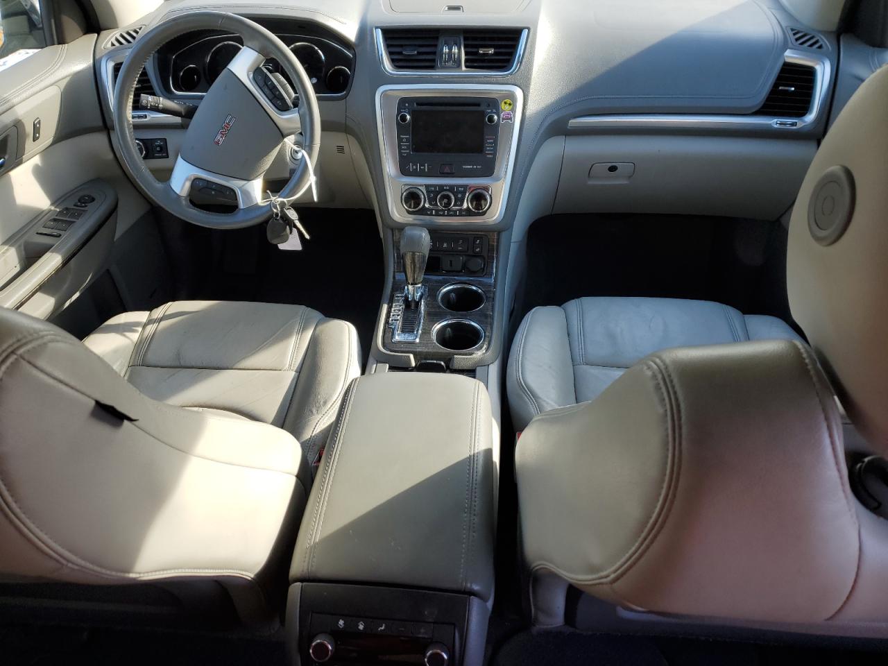 2015 GMC Acadia - Image 8