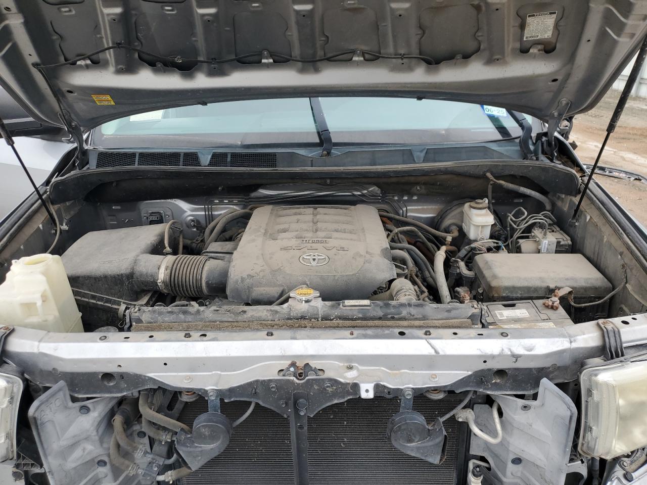 2013 Toyota Tundra - Image 11