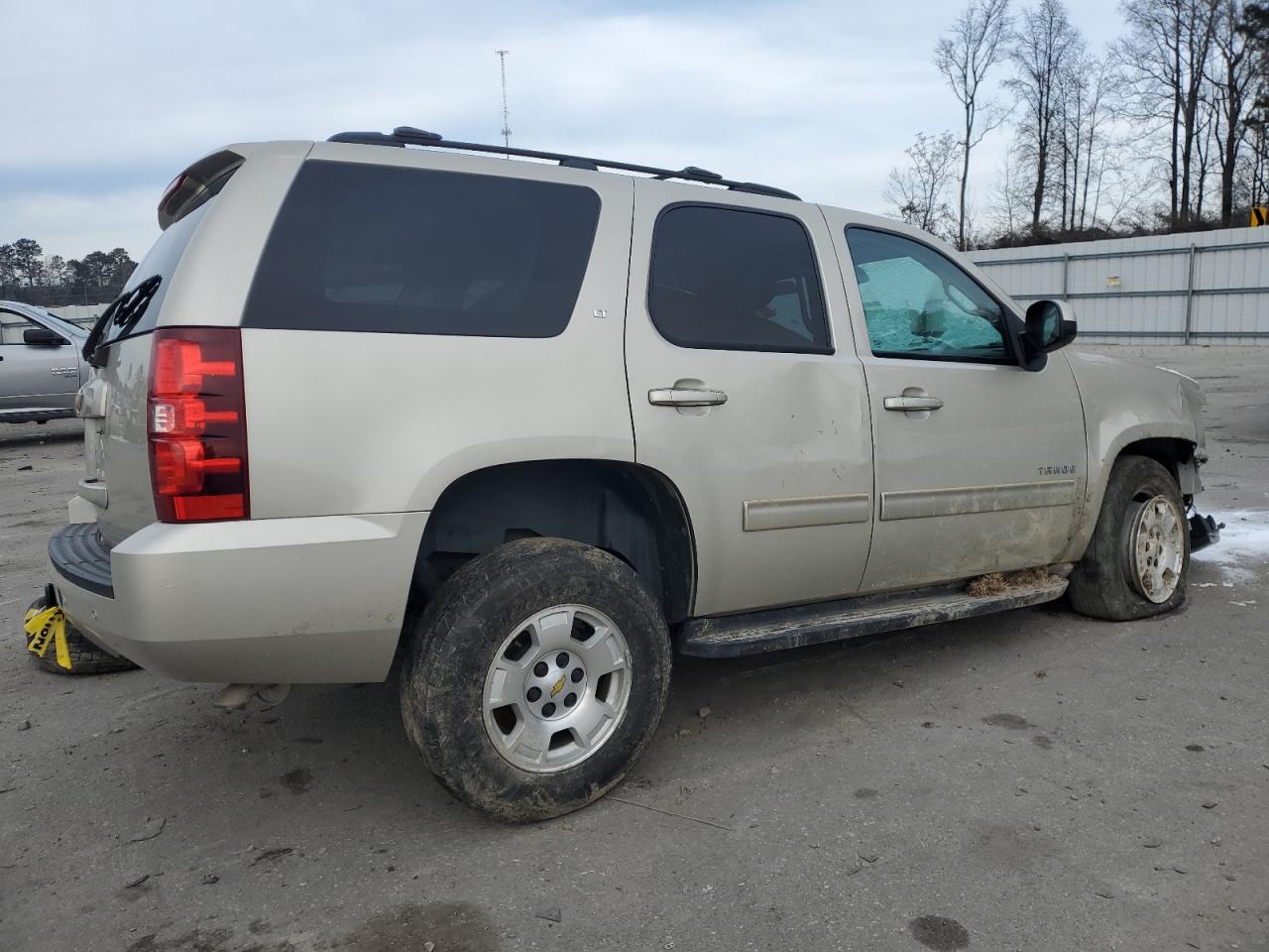 2013 Chevrolet Tahoe - Image 3