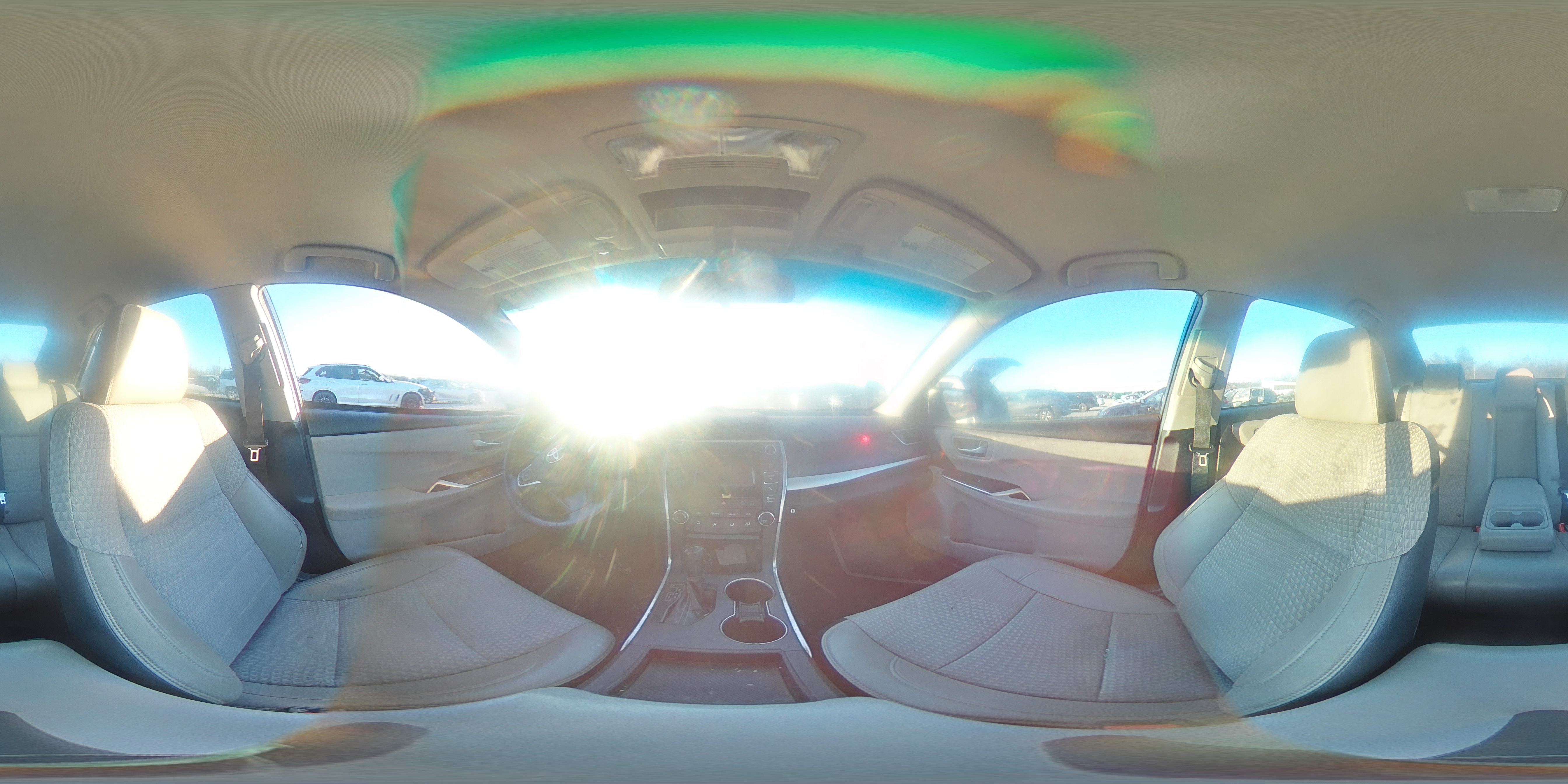 2015 Toyota Camry - Image 12