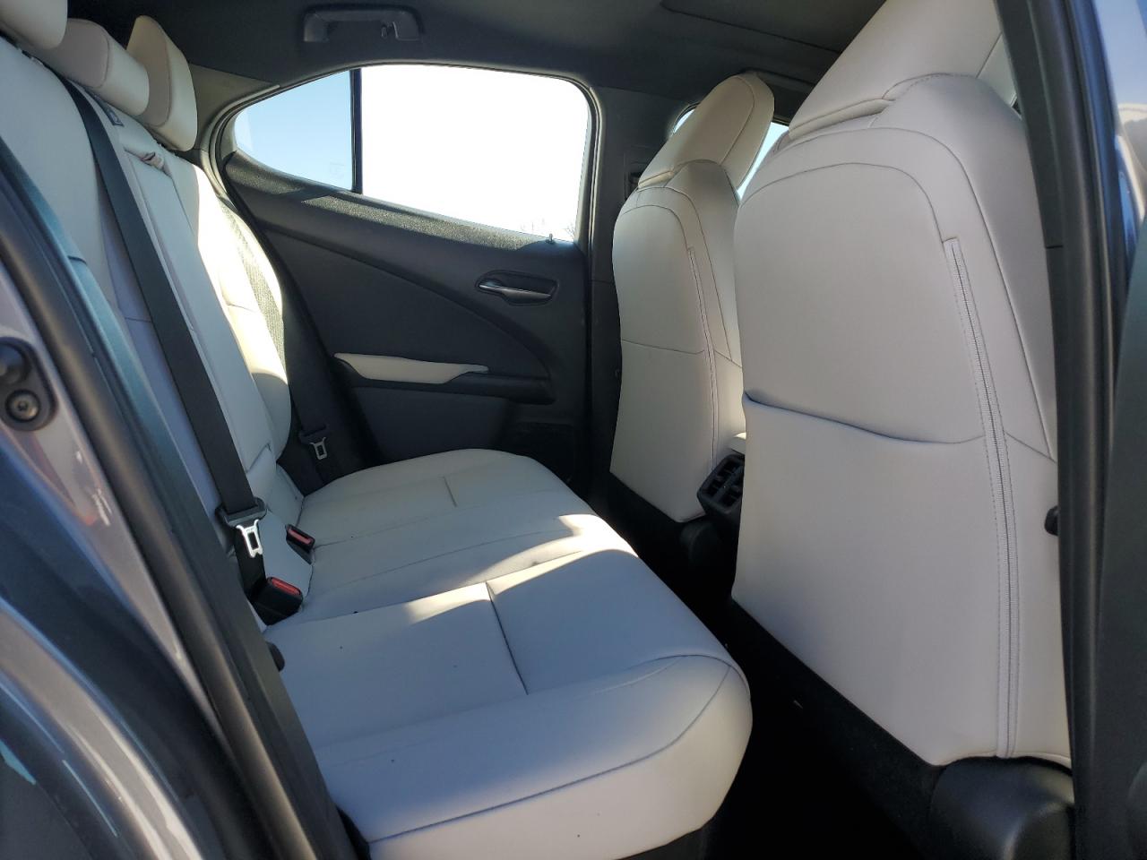 2021 Lexus UX - Image 10
