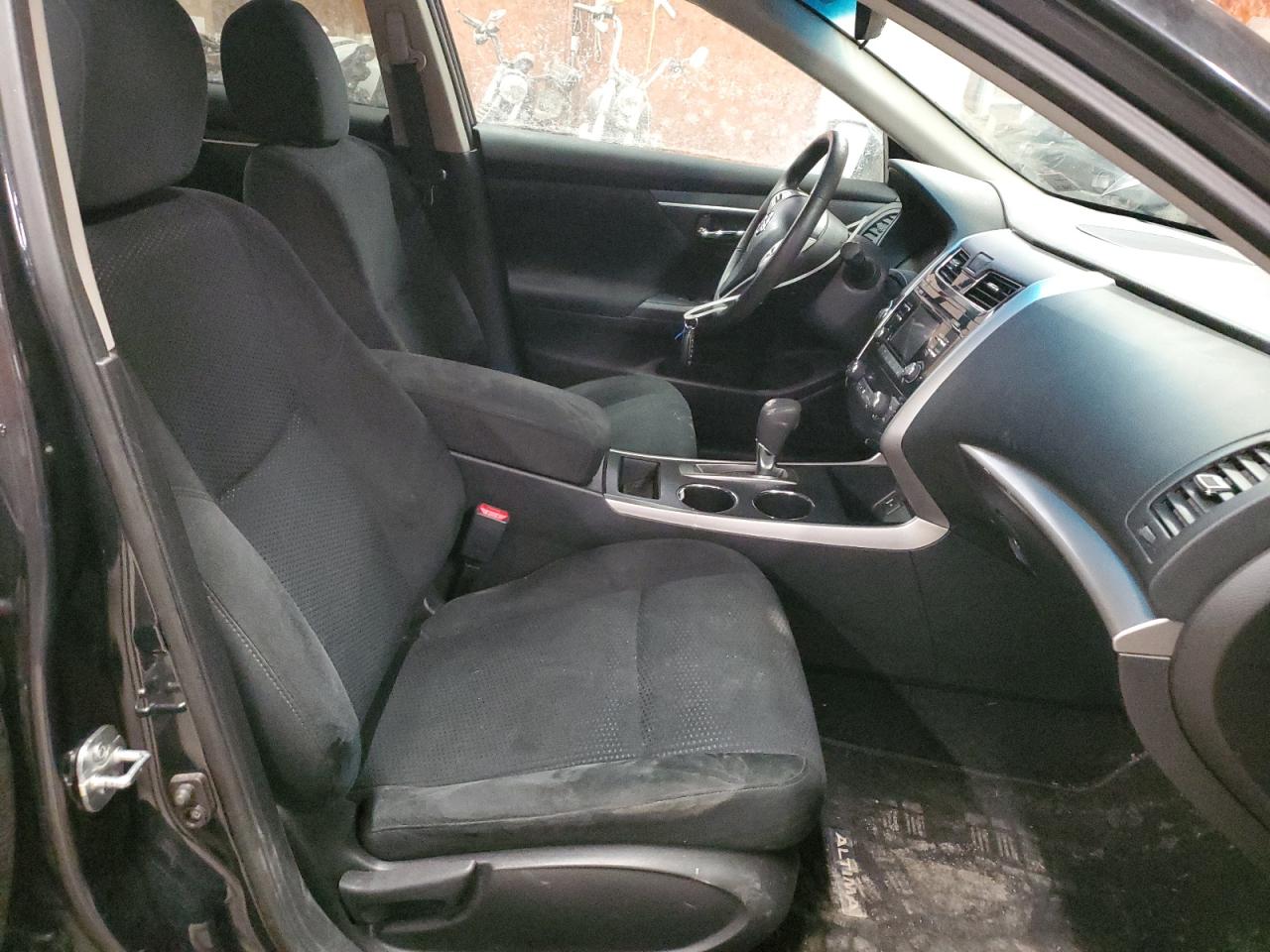 2015 Nissan Altima - Image 7