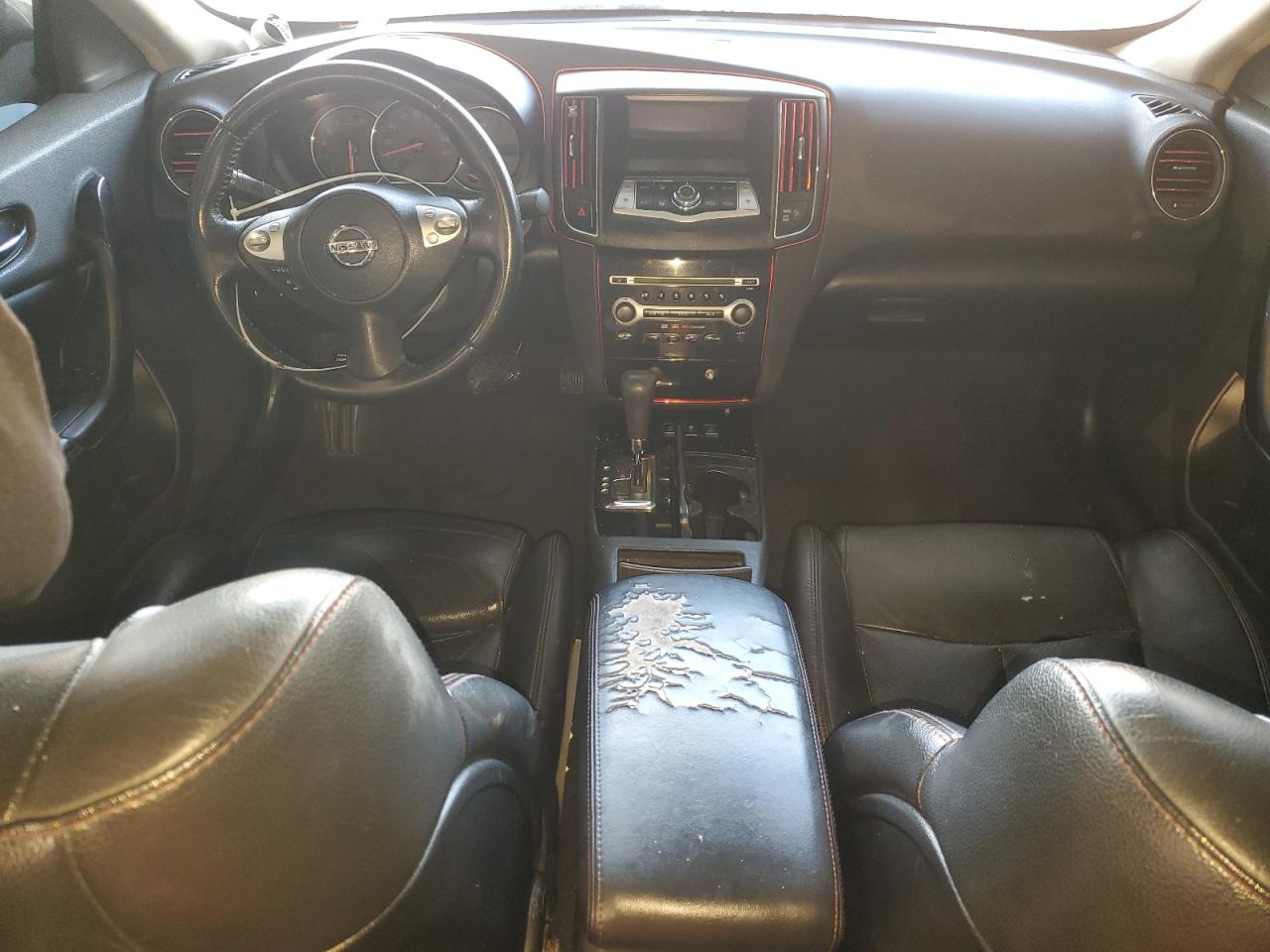 2010 Nissan Maxima - Image 8