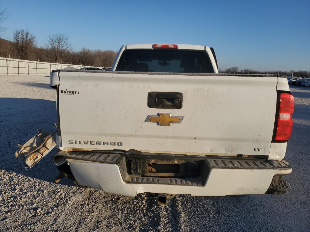 2017 Chevrolet Silverado - Image 6