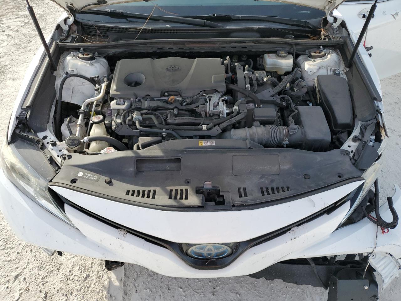 2020 Toyota Camry - Image 11