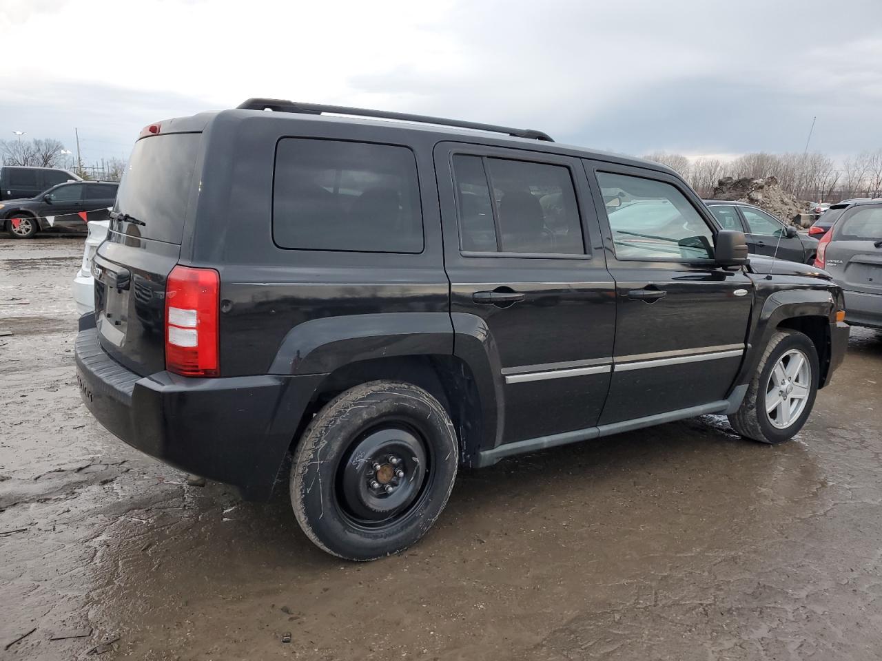 2010 Jeep Liberty (Patriot) - Image 3