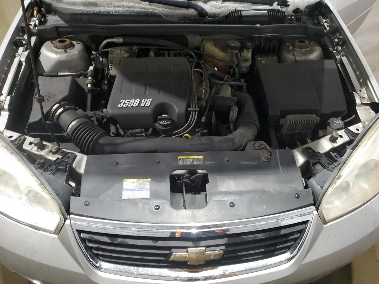 2006 Chevrolet Malibu - Image 11