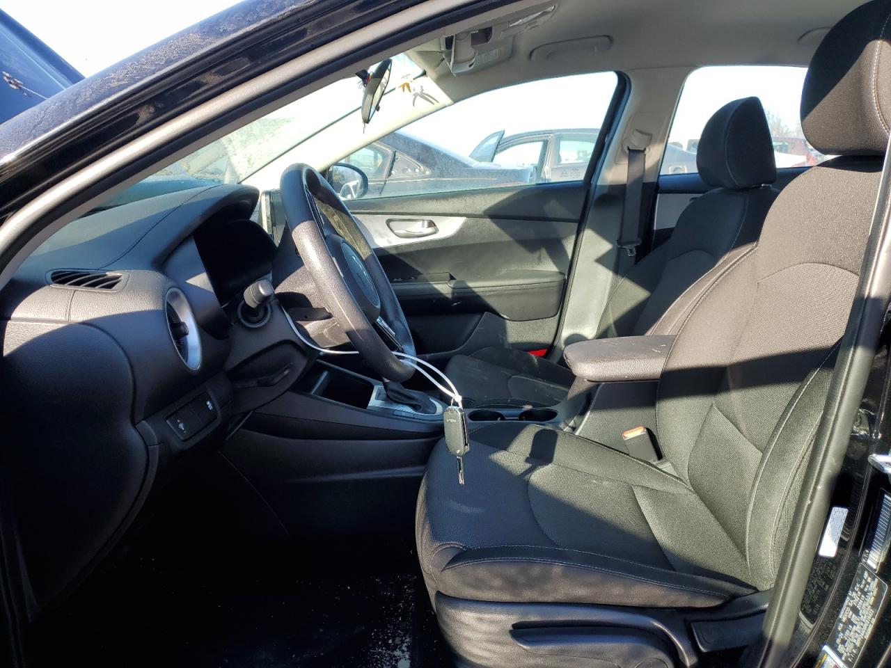 2024 Kia Forte - Image 7