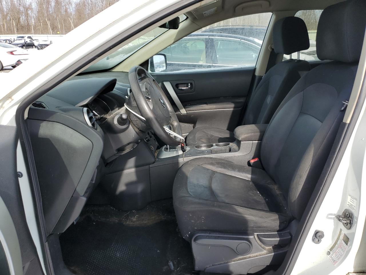 2015 Nissan Rogue - Image 7