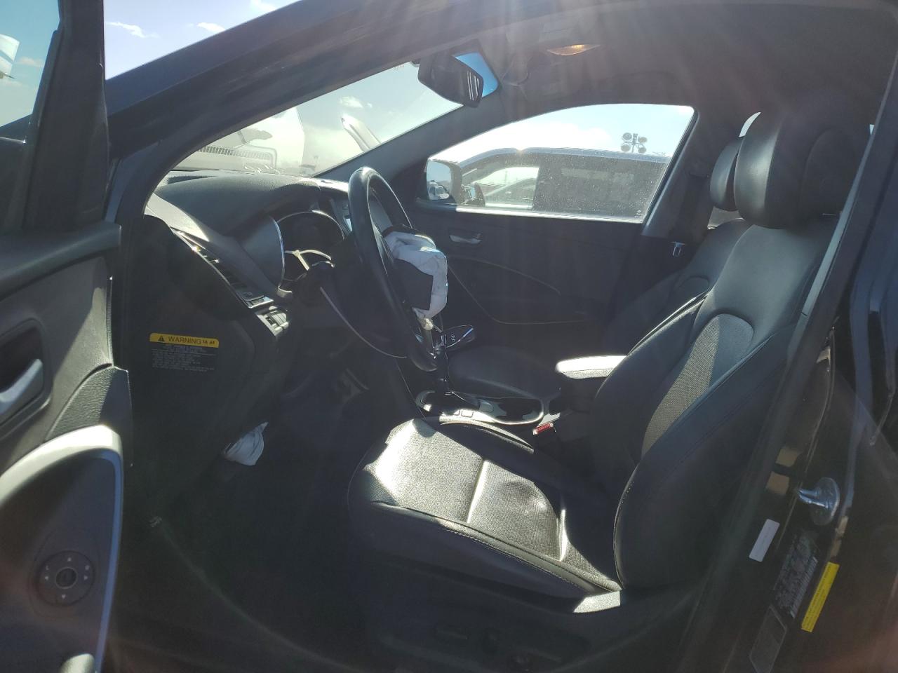 2017 Hyundai Santa Fe - Image 7