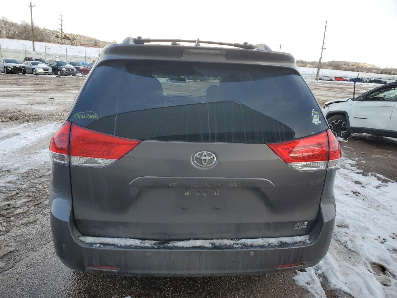 2013 Toyota Sienna - Image 6