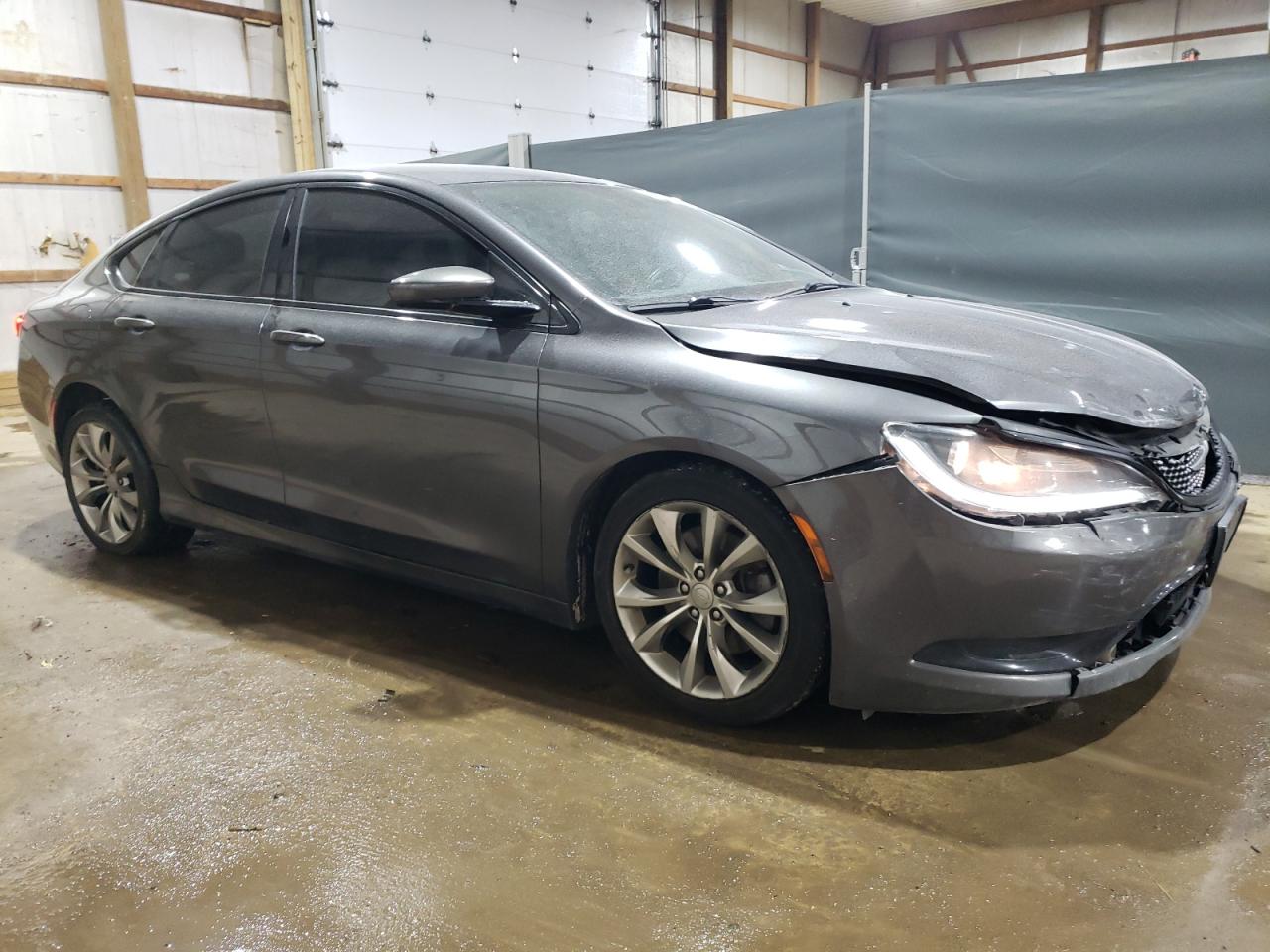 2015 Chrysler 200 - Image 4