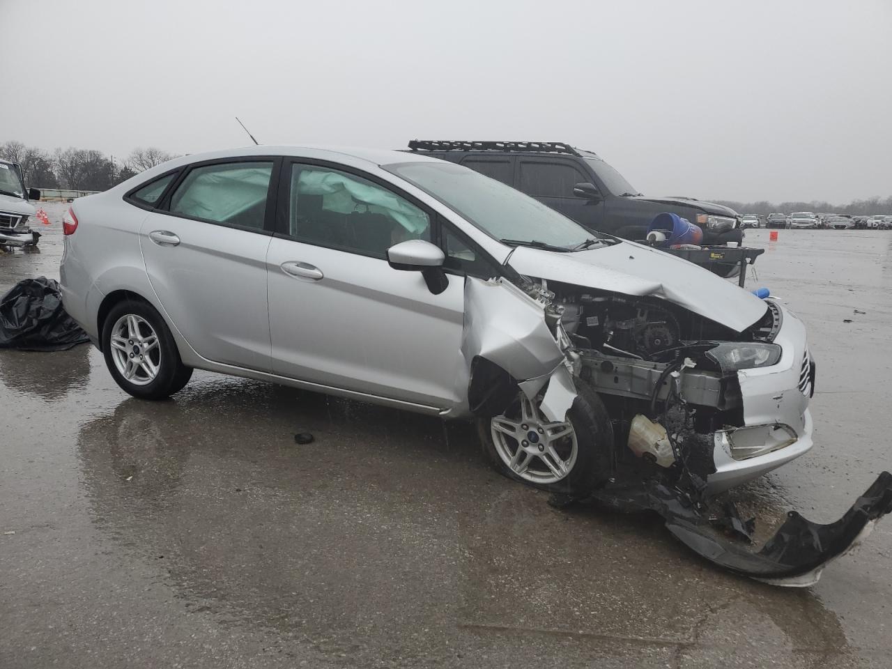 2017 Ford Fiesta - Image 4