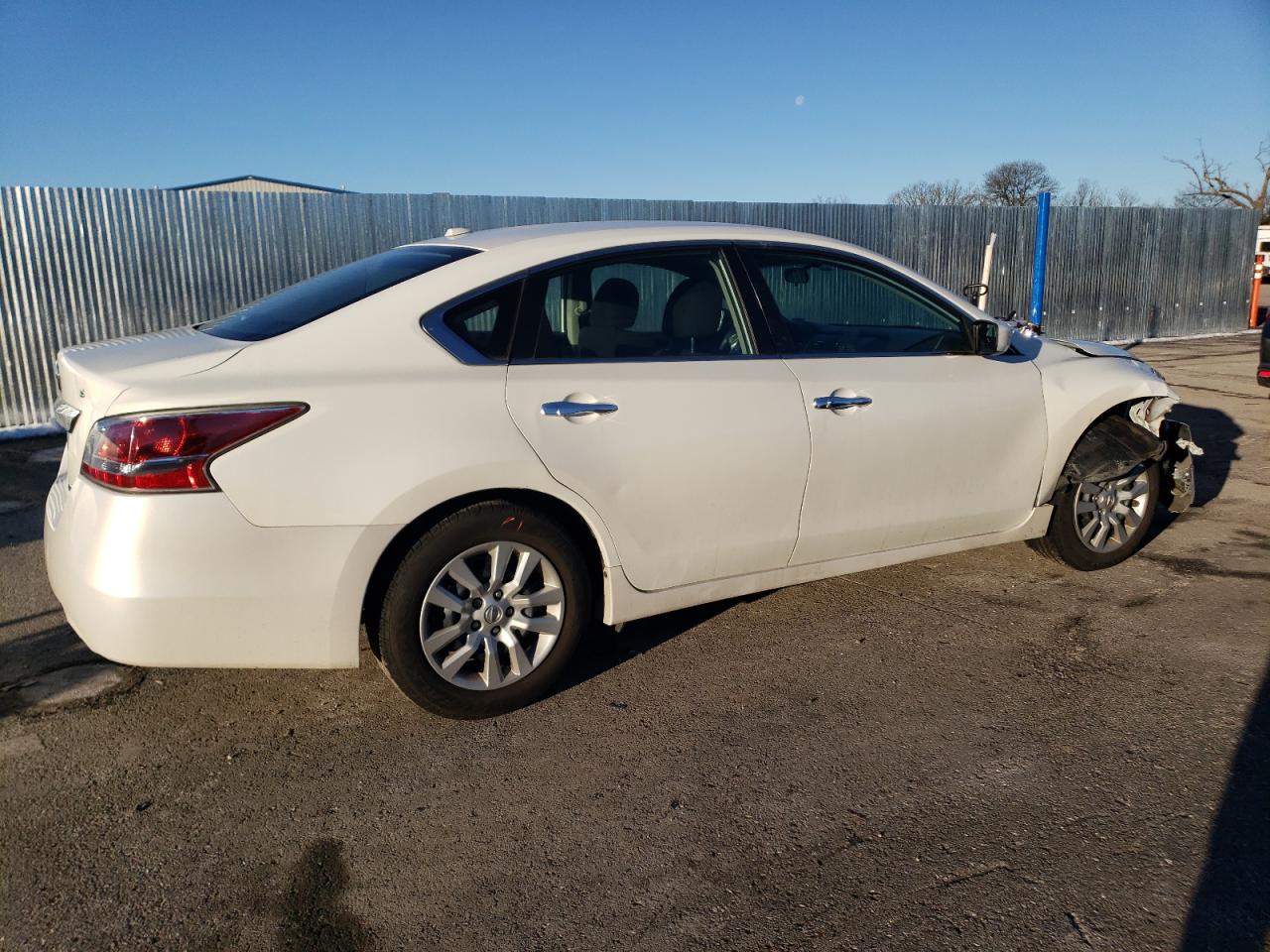 2014 Nissan Altima - Image 3