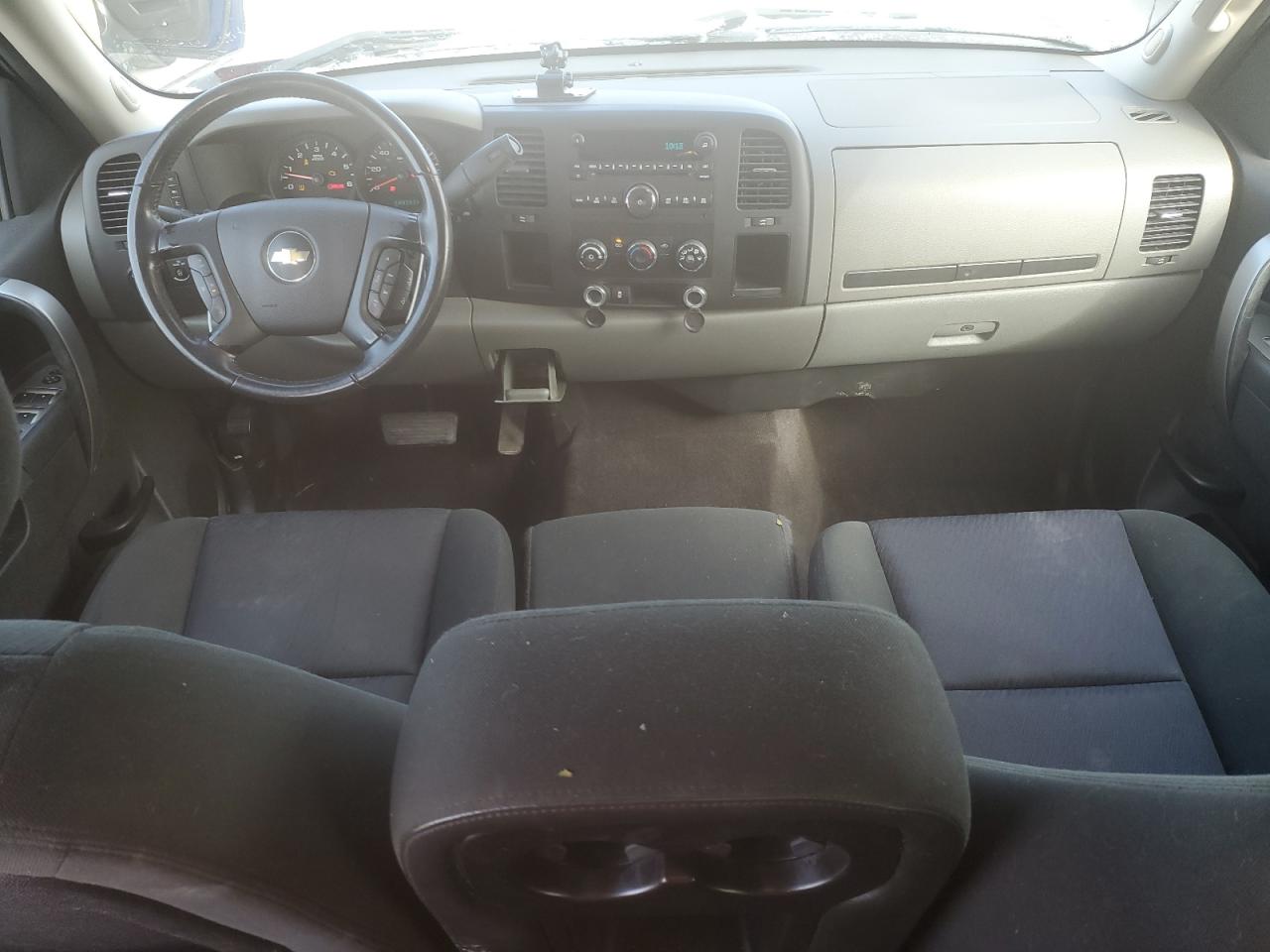 2013 Chevrolet Silverado - Image 8