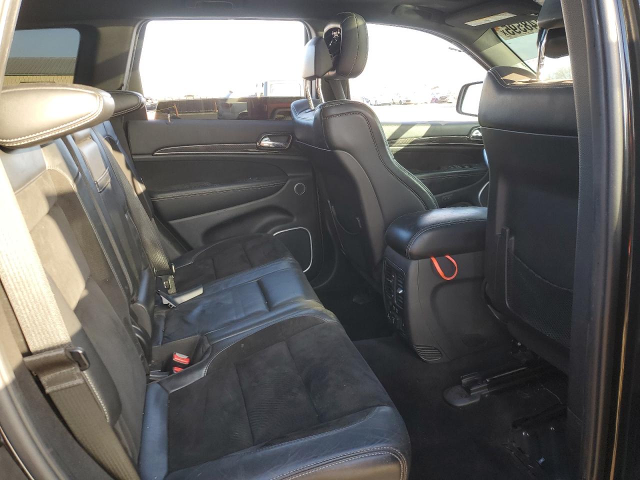 2014 Jeep Grand Cherokee - Image 11