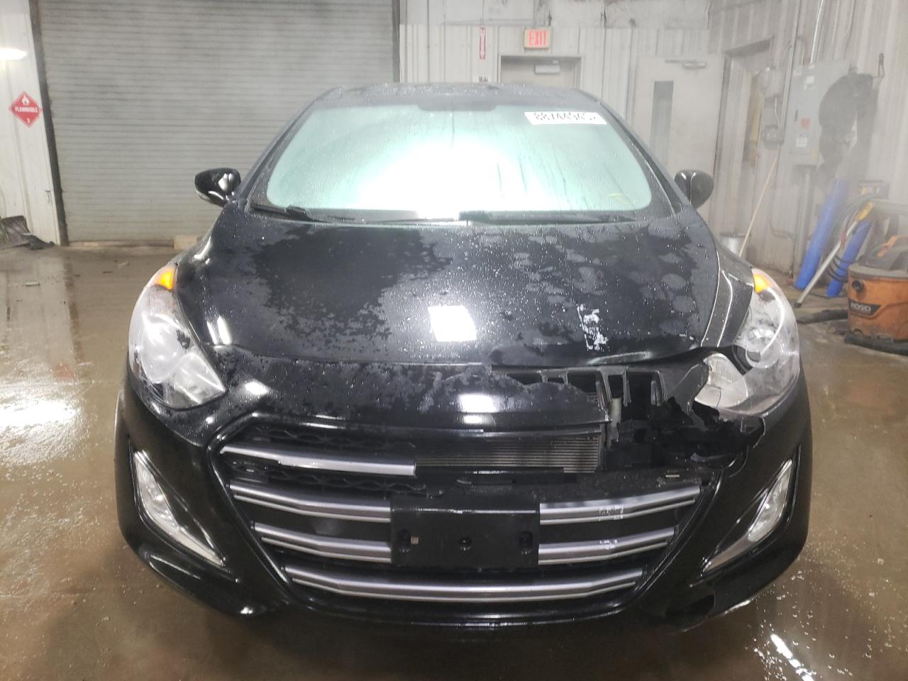 2016 Hyundai Elantra - Image 5