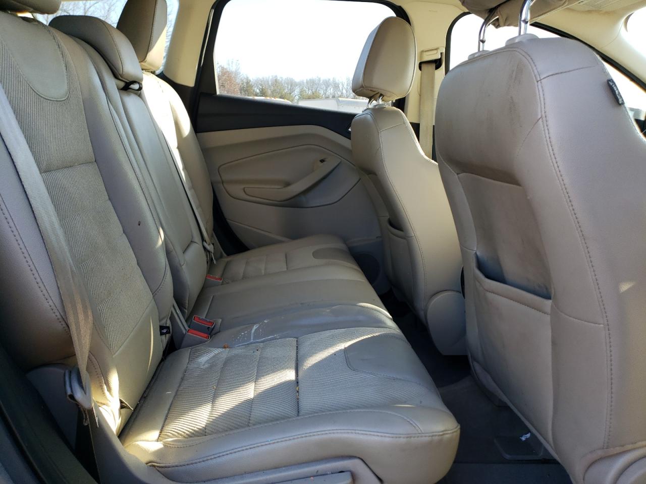 2014 Ford Escape - Image 11