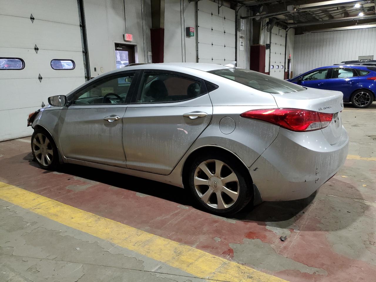 2013 Hyundai Elantra - Image 2