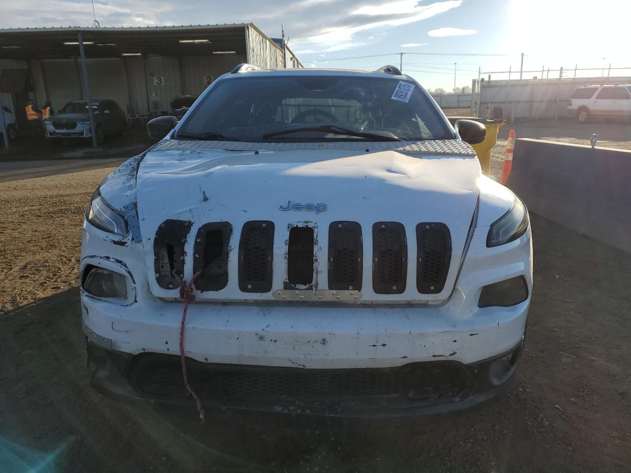 2016 Jeep Grand Cherokee - Image 5