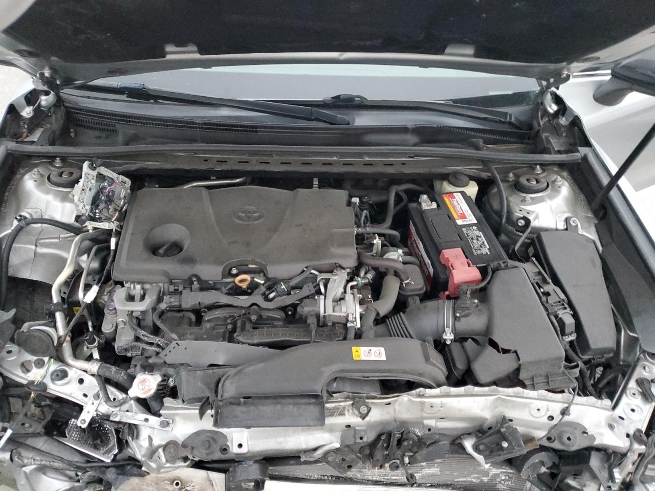 2018 Toyota Camry - Image 12