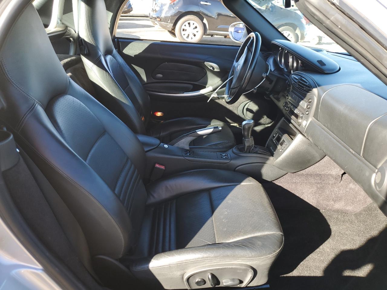 2001 Porsche Boxster - Image 11