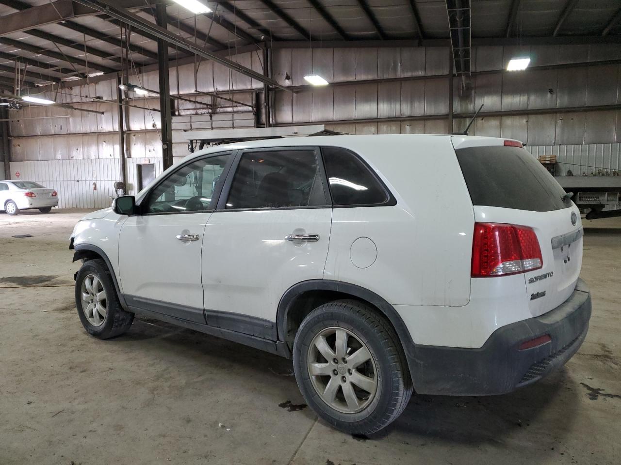 2011 Kia Sorento - Image 2