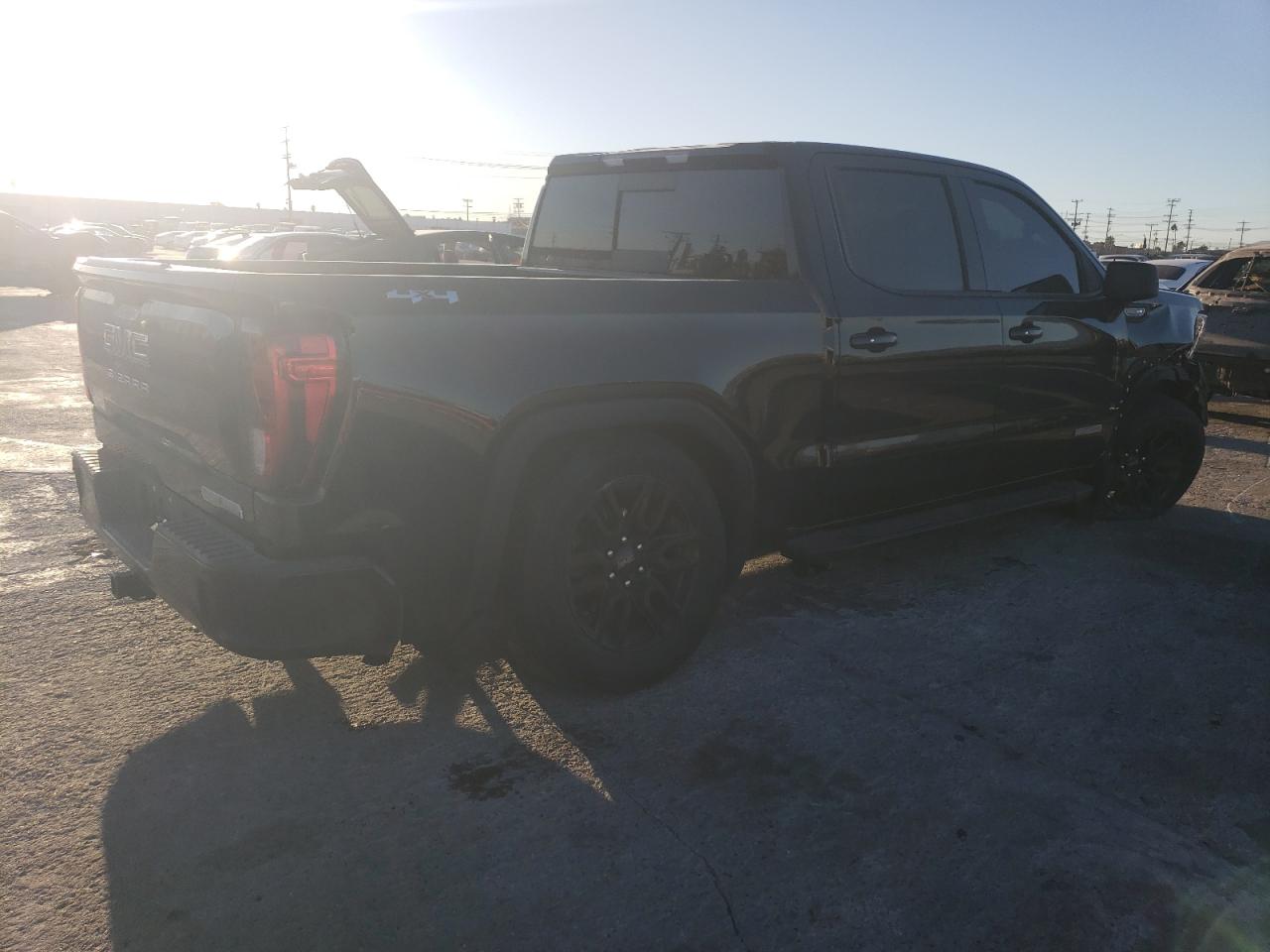 2021 GMC Sierra - Image 3