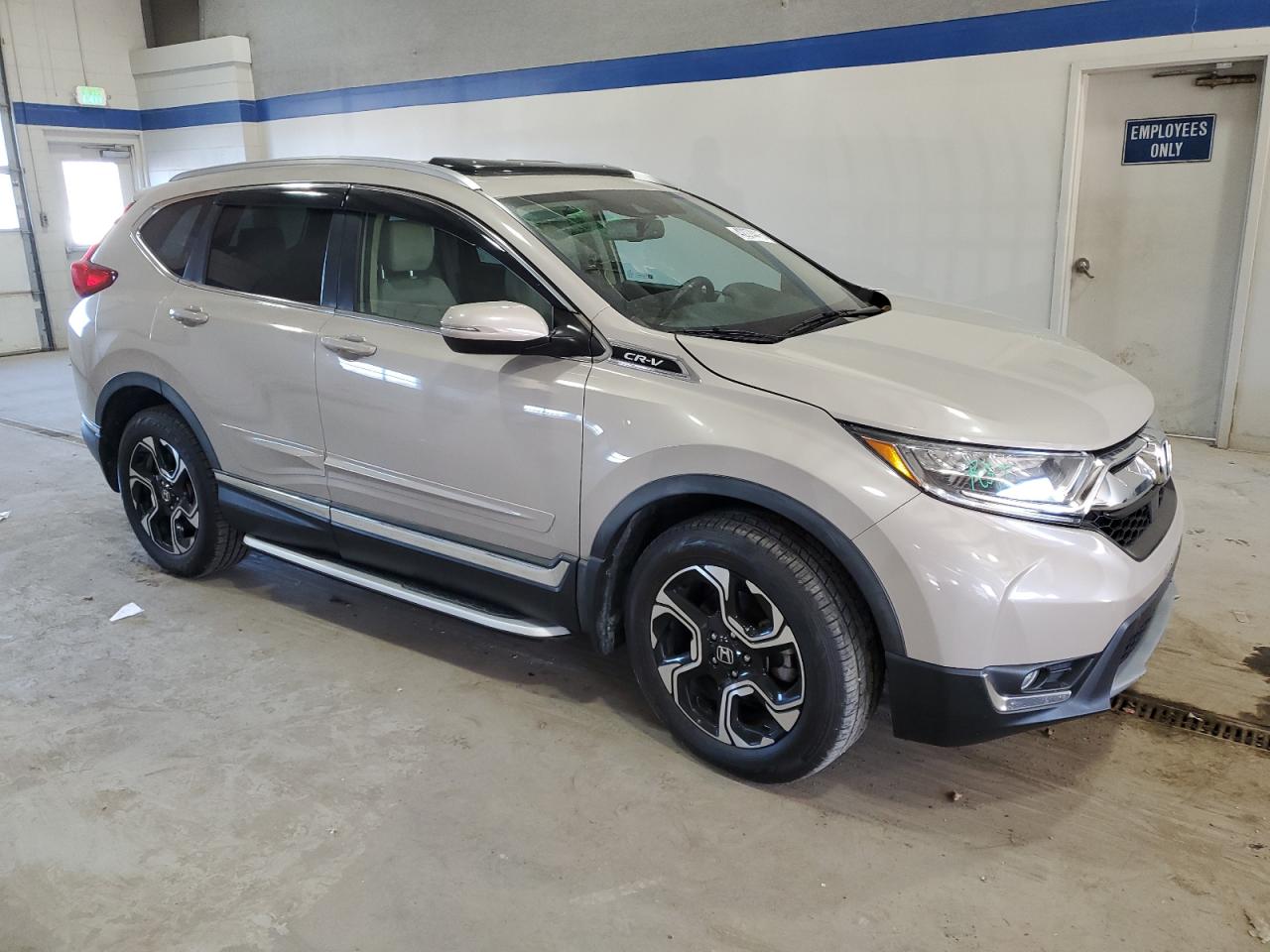 2018 Honda CR-V - Image 4