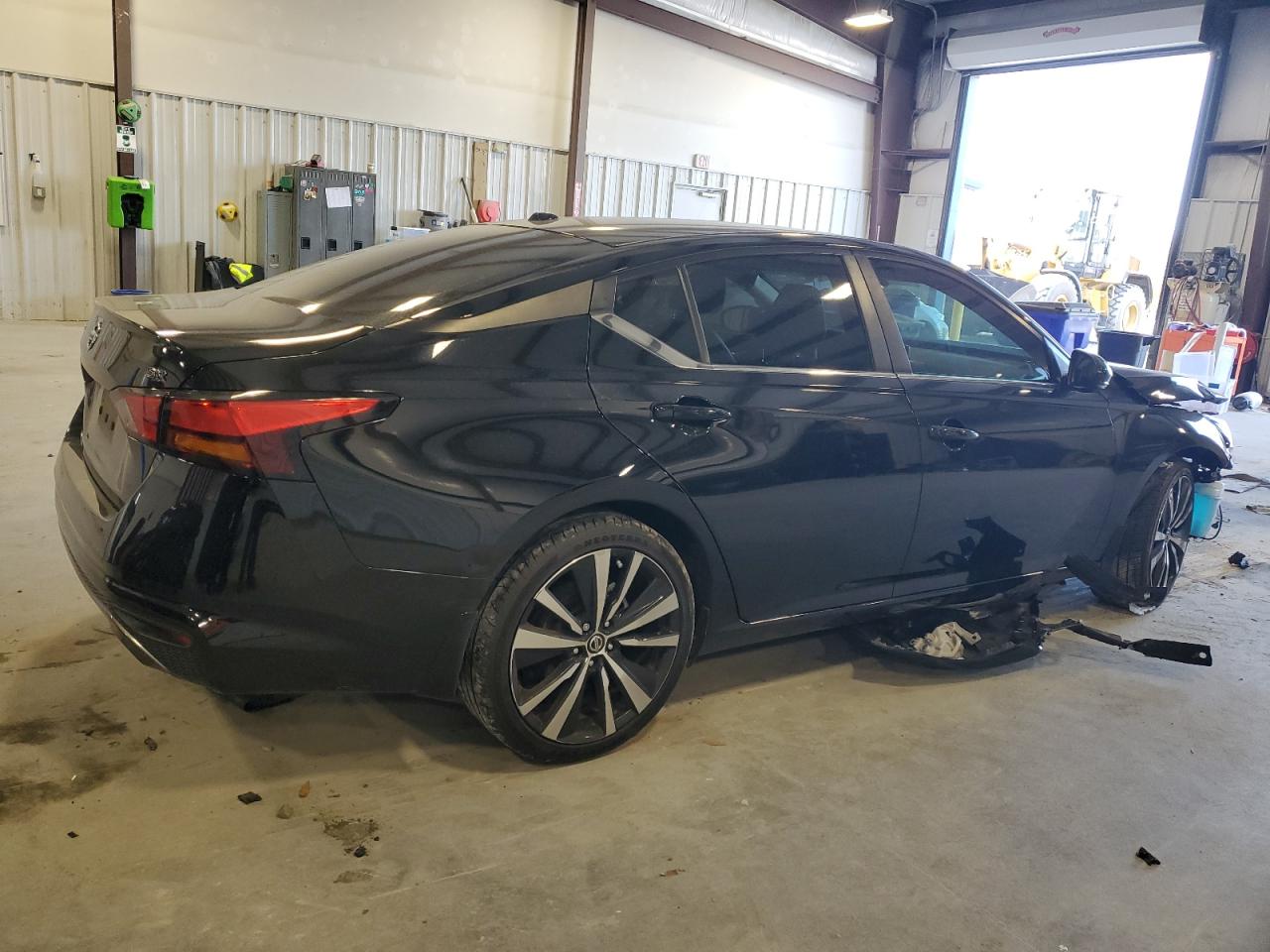 2019 Nissan Altima - Image 3