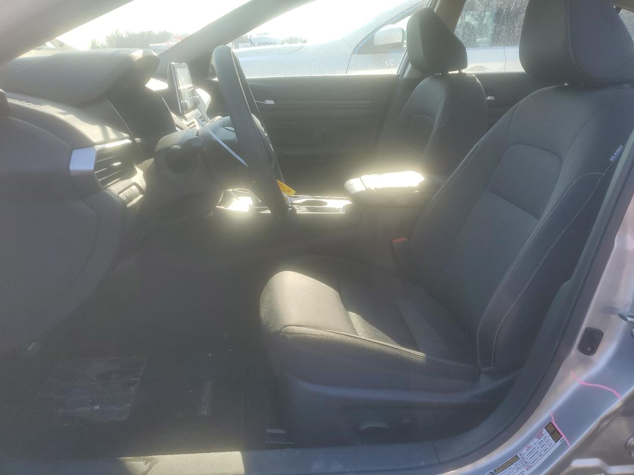 2020 Nissan Altima - Image 7