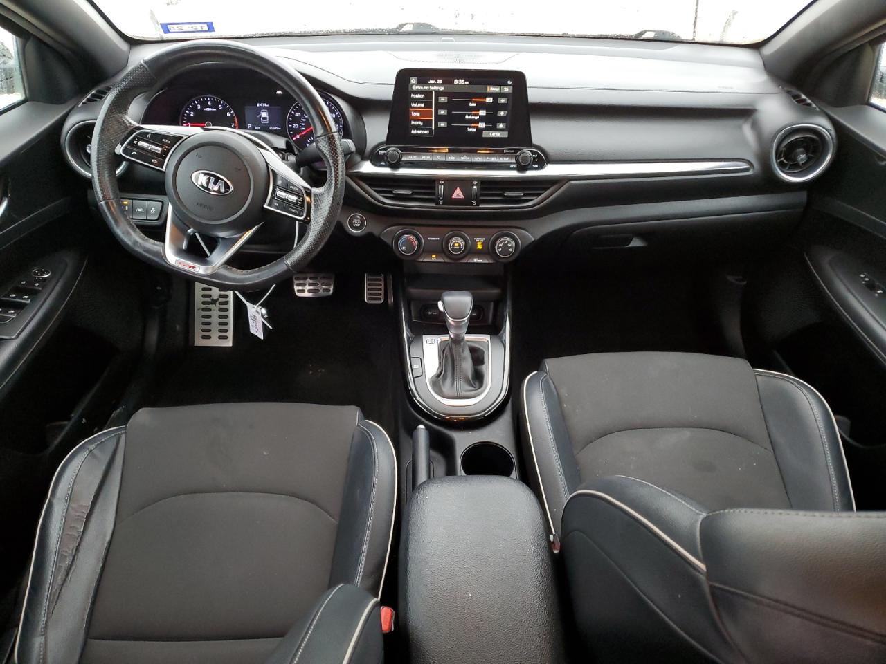 2020 Kia Forte - Image 8