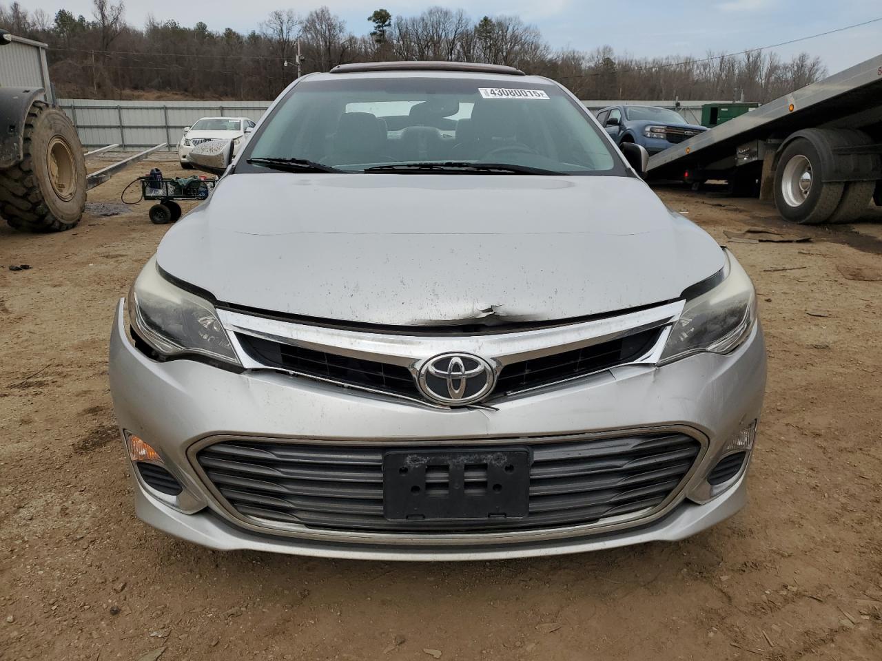 2014 Toyota Avalon - Image 5