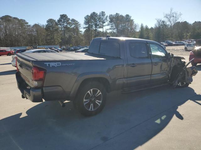 Pickups TOYOTA TACOMA 2017 Szary