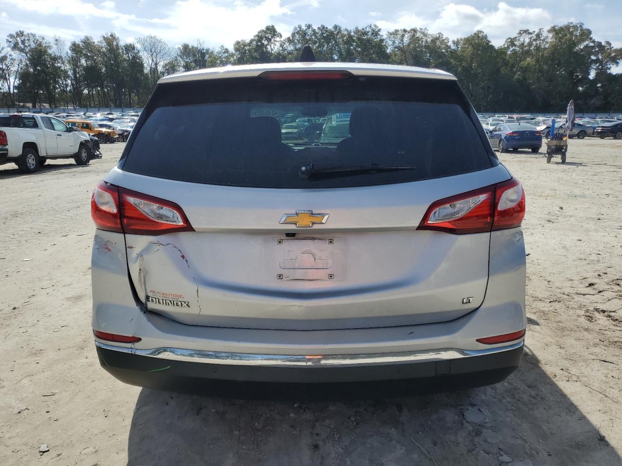 2018 Chevrolet Equinox - Image 6