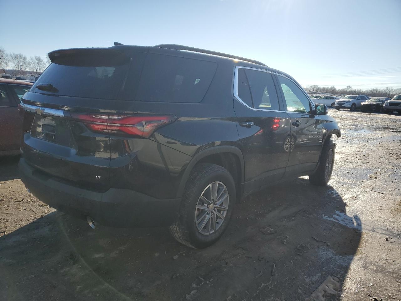 2022 Chevrolet Traverse - Image 3