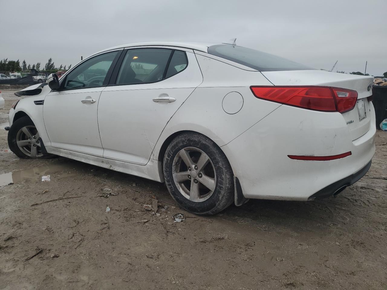 2015 Kia Optima - Image 2
