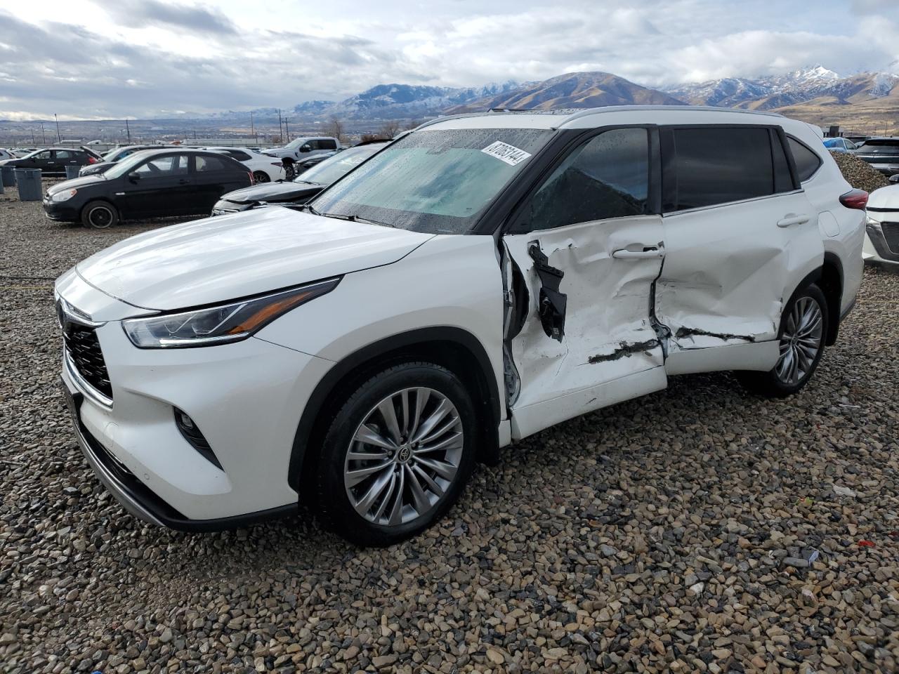 2020 Toyota Highlander Platinum продається в Magna, UT - Side